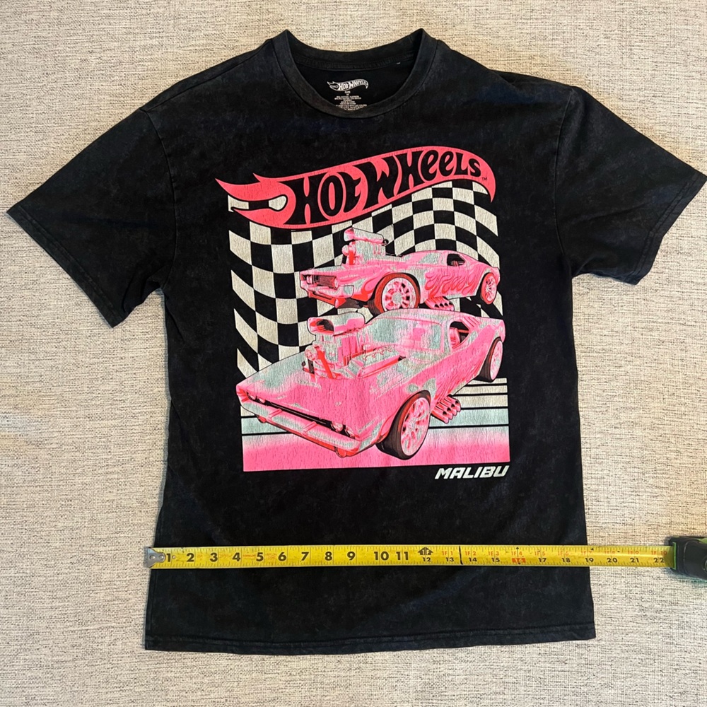 Hot Wheels Black T-Shirt - Picture 7 of 8